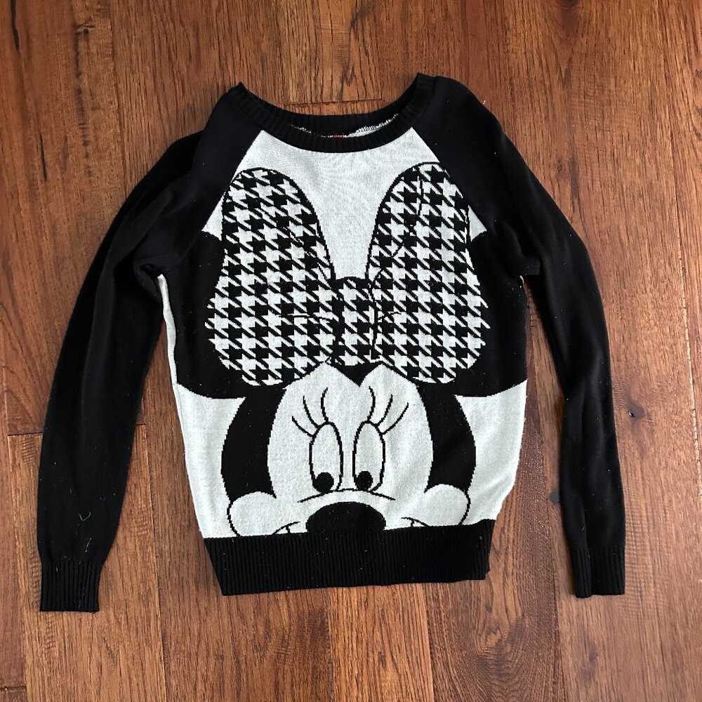 Disney Women's Minnie Mouse Houndstooth Black & White Sweater - Size Small  - Go
